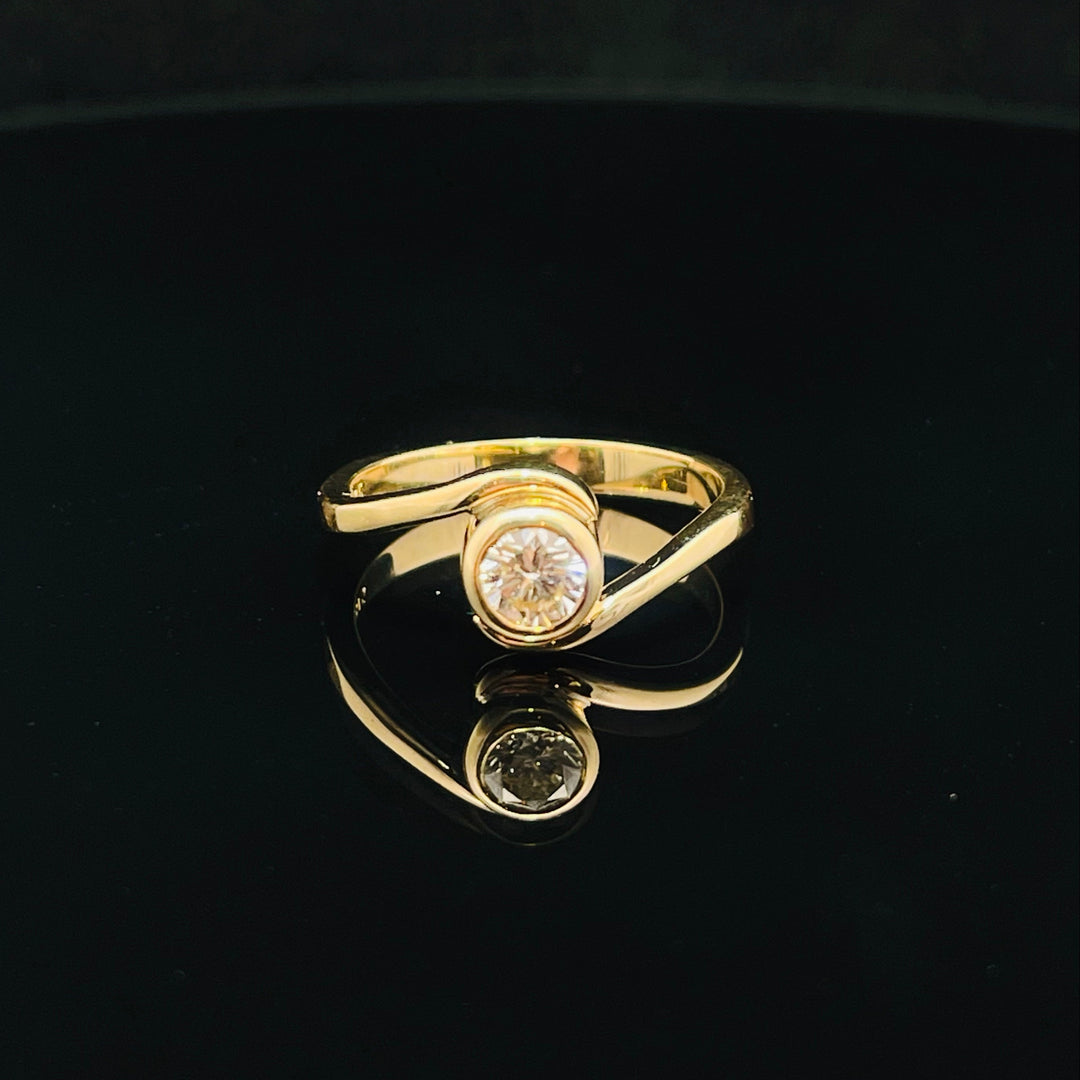 Custom Made 9ct Yellow Gold Diamond Ring