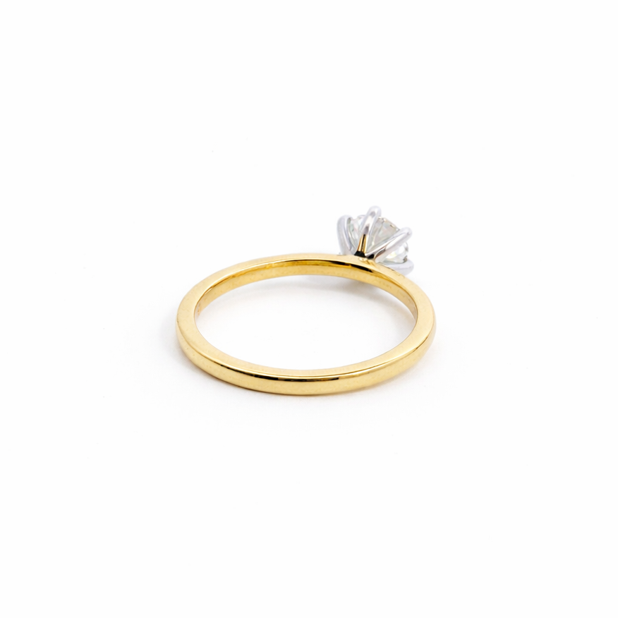 18ct Yellow Gold Solitaire Engagement Ring