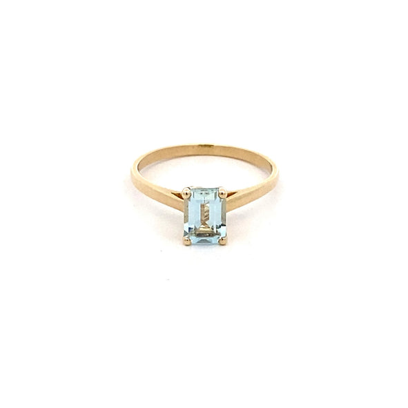 9ct Yellow Gold Aquamarine Ring