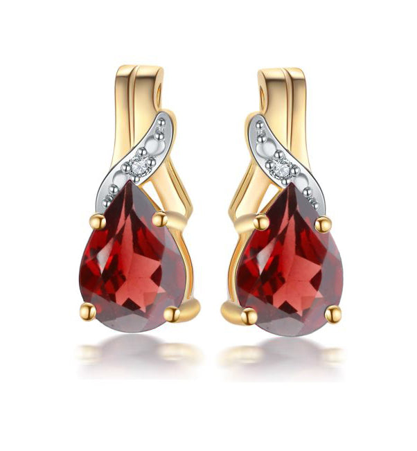 9ct Yellow Gold Garnet & Diamond Stud Earrings