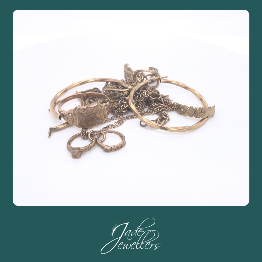 Custom Made 18ct Yellow Gold Sapphire & Diamond Fitted Wedding Ring