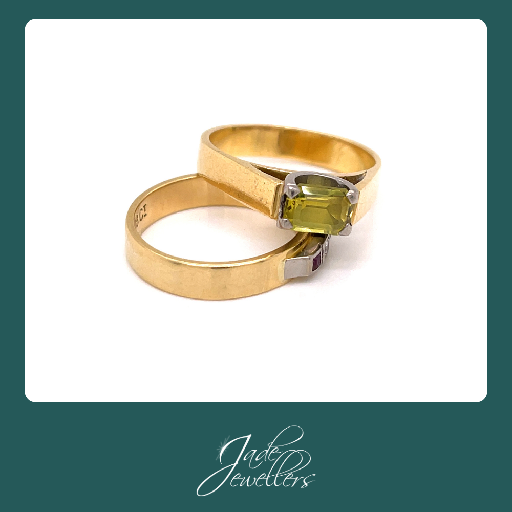 Custom Made 18ct Yellow Gold Sapphire Ring