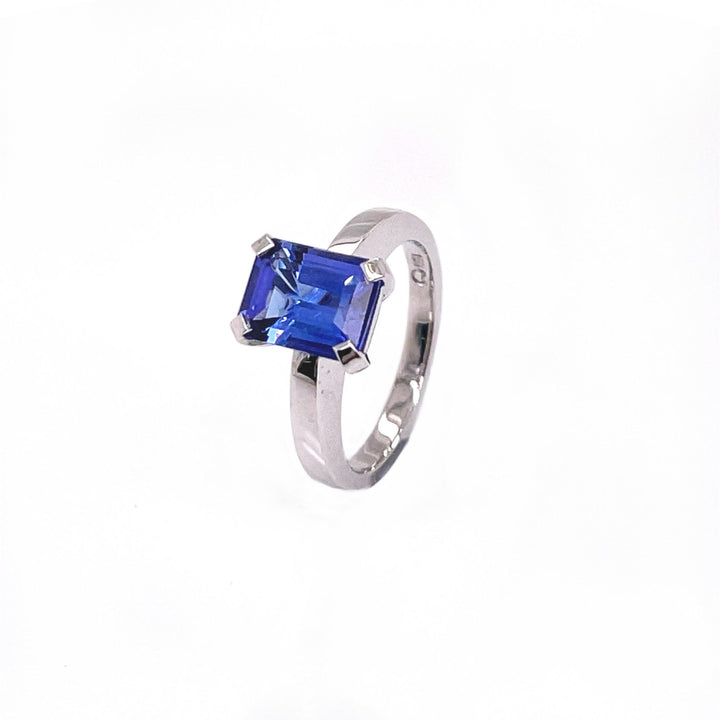 Custom Made 18ct White Gold Tanzanite Engagement Ring