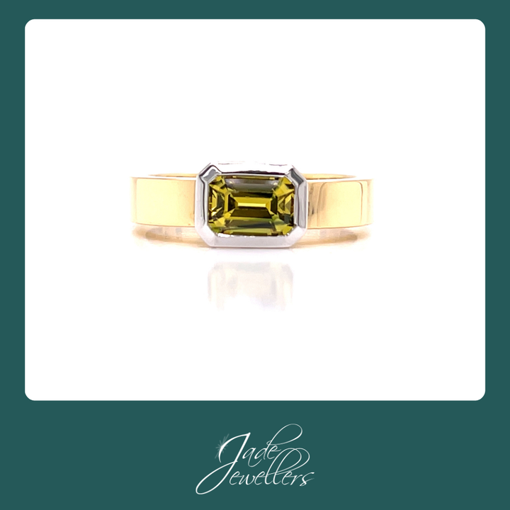 Custom Made 18ct Yellow Gold Sapphire Ring
