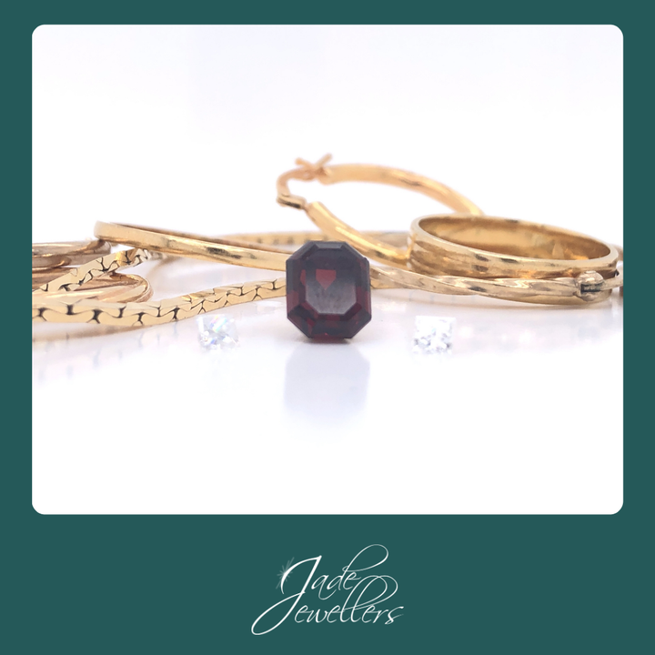 Custom Made 9ct Yellow Gold Garnet & Diamond Ring