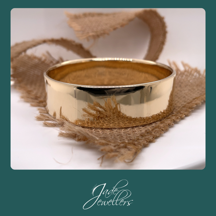 Custom Made 9ct Yellow Gold Solid Bangle