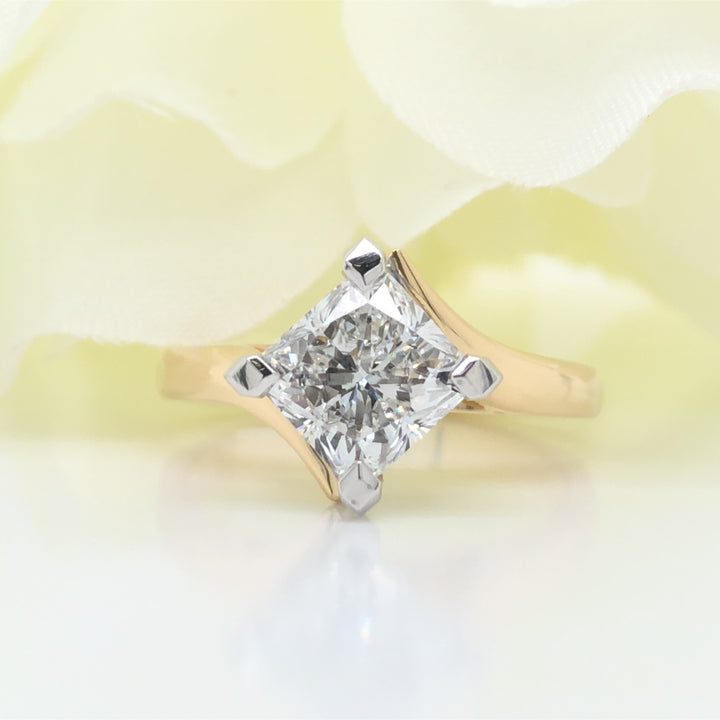 Custom Made 18ct Yellow Gold Diamond Engagement Ring