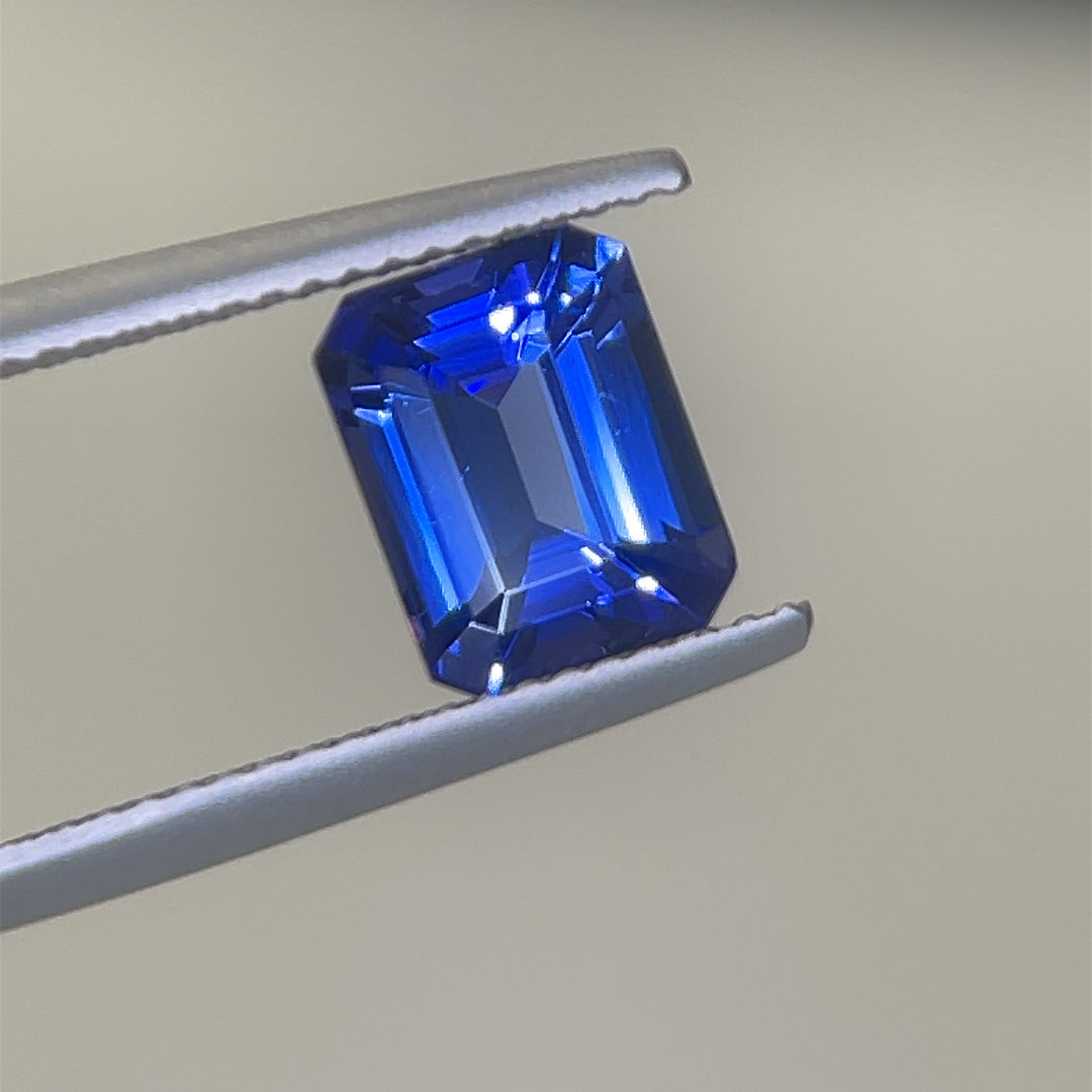 Custom Made 18ct White Gold Tanzanite Engagement Ring