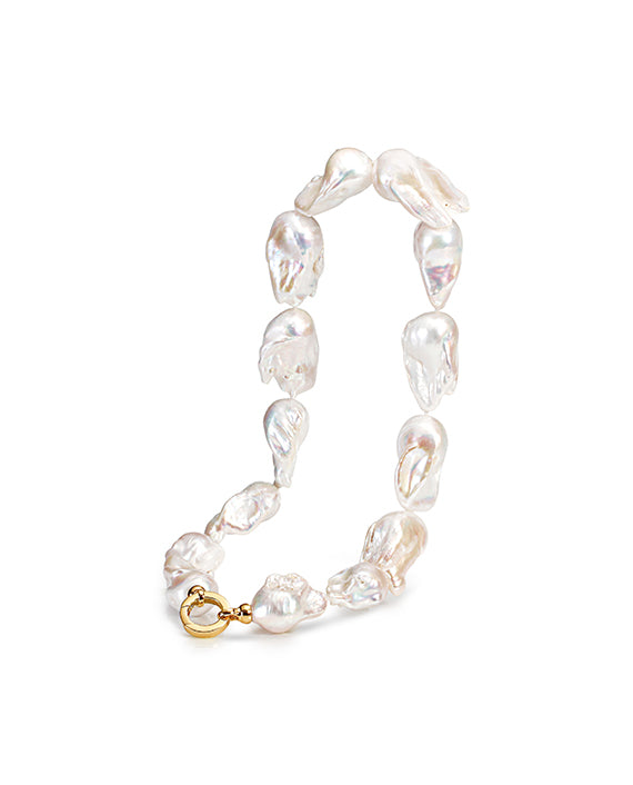 Ikecho 9ct Yellow Gold White Braoque Pearl Strand